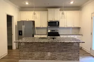 454 Sterling Creek Wy, Loganville, GA 30052 - Photo 5
