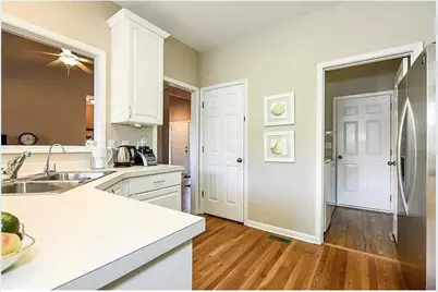 2479 Sandstone Place, Marietta, GA 30062 - Photo 5