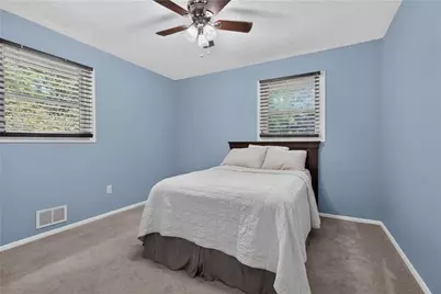 2397 Sherwood Place SW, Marietta, GA 30008 - Photo 15