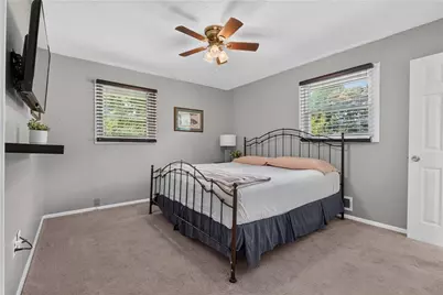 2397 Sherwood Place SW, Marietta, GA 30008 - Photo 13