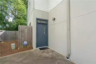 1338 Rietveld Row NW, Atlanta, GA 30318 - Photo 3