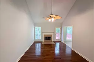 245 Mary Lynn Ln, Newnan, GA 30265 - Photo 7