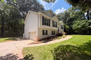 245 Mary Lynn Ln, Newnan, GA 30265 - Photo 21