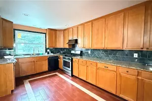 2759 Cedar Tree Ln, Ellenwood, GA 30294 - Photo 5
