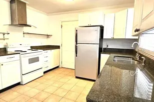2833 Rockcliff Rd SE, Atlanta, GA 30316 - Photo 5