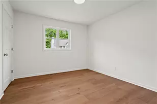 4899 Hawk Trail NE, Marietta, GA 30066 - Photo 15