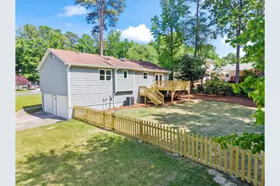 4899 Hawk Trail NE, Marietta, GA 30066 - Photo 3