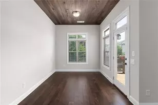 4147 Township Pkwy, Atlanta, GA 30342 - Photo 23