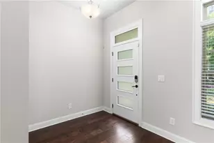 4147 Township Pkwy, Atlanta, GA 30342 - Photo 13