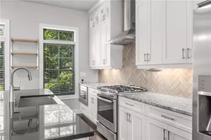 4147 Township Pkwy, Atlanta, GA 30342 - Photo 9
