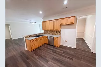 8635 Amsbury Way, Cumming, GA 30041 - Photo 15