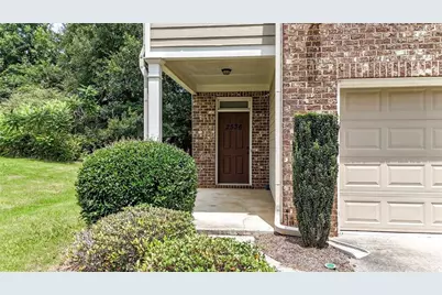 2536 Morgan Chase Drive, Buford, GA 30519 - Photo 3