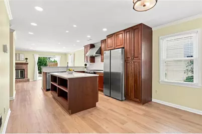 222 Forkner Drive #10, Decatur, GA 30030 - Photo 3