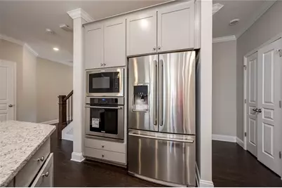 1856 Terrewood Drive, Atlanta, GA 30329 - Photo 9
