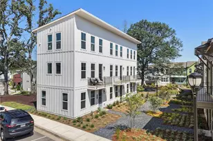 498 Burroughs St SE, Atlanta, GA 30315 - Photo 1