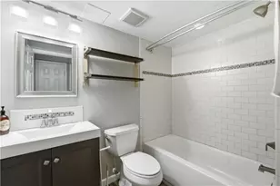 5157 Lakesprings Dr, Dunwoody, GA 30338 - Photo 35