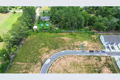 160 Village Green Drive NW, Adairsville, GA 30103 - Photo 9