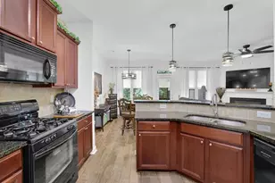 1730 Oakbrook Lake Dr, Norcross, GA 30093 - Photo 9
