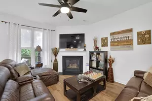 1730 Oakbrook Lake Dr, Norcross, GA 30093 - Photo 13