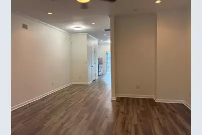 1044 Liberty Parkway NW, Atlanta, GA 30318 - Photo 17