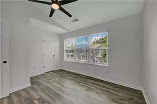 1044 Liberty Pkwy NW, Atlanta, GA 30318 - Photo 19