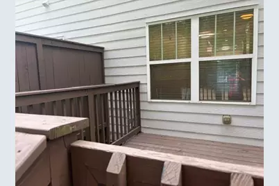 1044 Liberty Parkway NW, Atlanta, GA 30318 - Photo 19