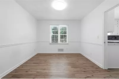 211 Muddy River Road, Lawrenceville, GA 30043 - Photo 11