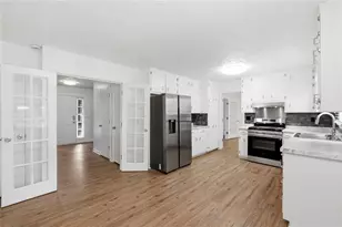 211 Muddy River Rd, Lawrenceville, GA 30043 - Photo 15