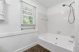 211 Muddy River Rd, Lawrenceville, GA 30043 - Photo 23