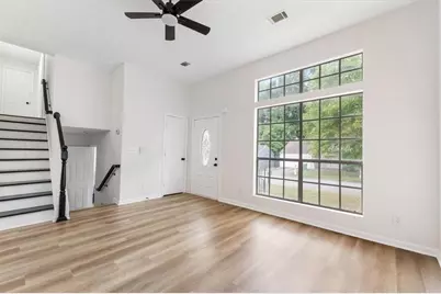 6653 Eastbriar Drive, Lithonia, GA 30058 - Photo 9