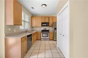 633 Stonecreek Way, Stone Mountain, GA 30087 - Photo 13
