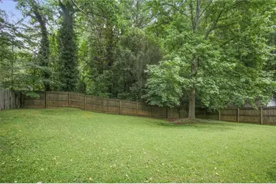 3950 Rocmar Drive, Snellville, GA 30039 - Photo 11