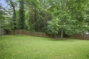3950 Rocmar Dr, Snellville, GA 30039 - Photo 11