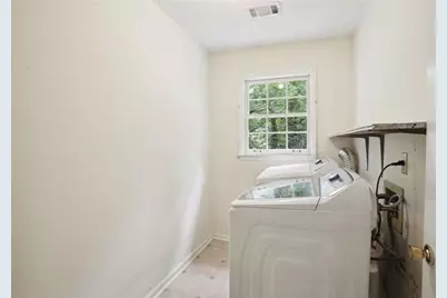 3950 Rocmar Drive, Snellville, GA 30039 - Photo 13