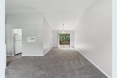 7055 Hania Drive, Fairburn, GA 30213 - Photo 9