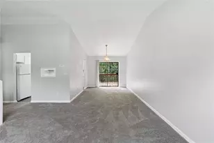 7055 Hania Dr, Fairburn, GA 30213 - Photo 9