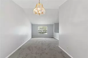 7055 Hania Dr, Fairburn, GA 30213 - Photo 11