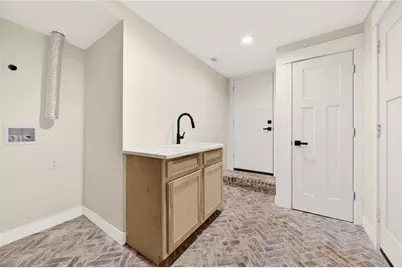 656 Channing Drive NW, Atlanta, GA 30318 - Photo 31