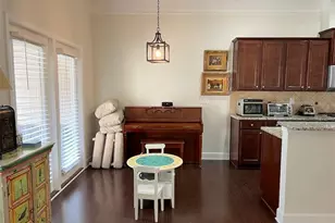 5527 Parkerton Ln, Sandy Springs, GA 30342 - Photo 11