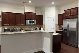 5527 Parkerton Ln, Sandy Springs, GA 30342 - Photo 9