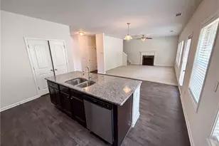 821 Walnut Woods Dr, Braselton, GA 30517 - Photo 23