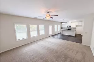 821 Walnut Woods Dr, Braselton, GA 30517 - Photo 3