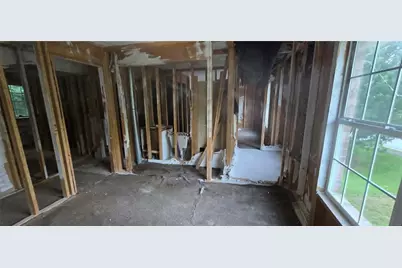 2009 Sandlake Drive SW, Atlanta, GA 30331 - Photo 17