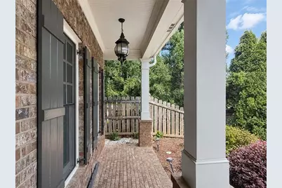 514 Glenmanor Court, Atlanta, GA 30328 - Photo 3