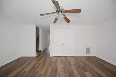 1706 Redan E, Lithonia, GA 30058 - Photo 5