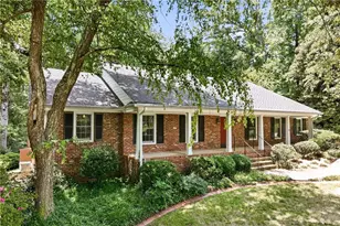 1281 Springdale Rd, Gainesville, GA 30501 - Photo 3