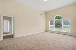 1086 Rowanshyre Cir, McDonough, GA 30253 - Photo 11