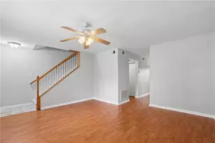 1206 Brighton Point, Sandy Springs, GA 30328 - Photo 3