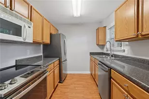 1206 Brighton Point, Sandy Springs, GA 30328 - Photo 7