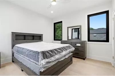 1257 Atlantic Dr NW, Atlanta, GA 30318 - Photo 13